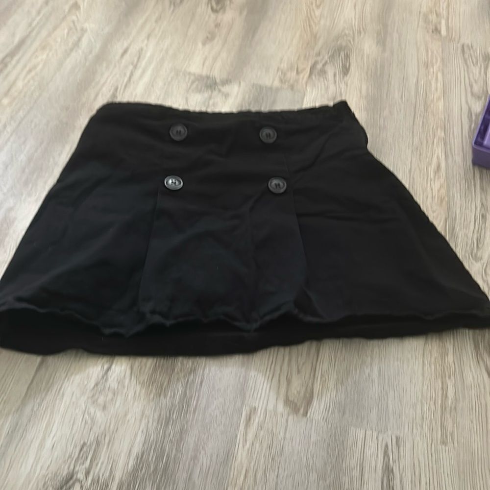 Big girls skort size 12-14 preloved ❤️